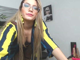 Milapitson Naked On Cam For Live Porn Video Chat PornGirls