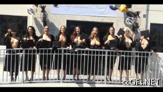 Wet nubiles arrange lesbo sex