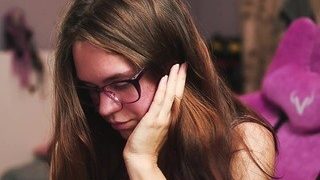 leriaglowhoe naked on cam for live porn video chat