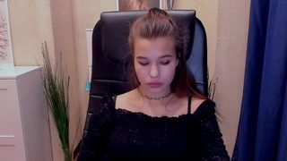 yourbliss naked on cam for live porn video chat