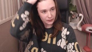 Alba naked on cam for live porn video chat