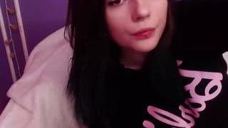ariatrish naked on cam for live porn video chat