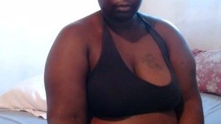 ateshaaa naked on cam for live porn video chat