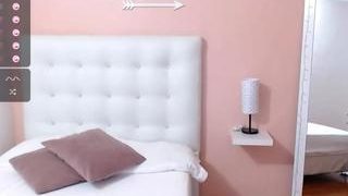 daddys-giirl naked on cam for live porn video chat