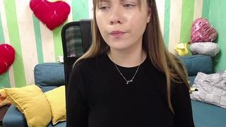 elinpowers naked on cam for live porn video chat