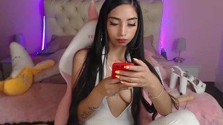 HoneyBelove naked on cam for live porn video chat