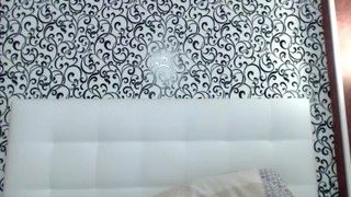 MalinlaLove naked on cam for live porn video chat