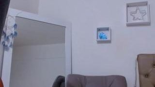 mia-james naked on cam for live porn video chat