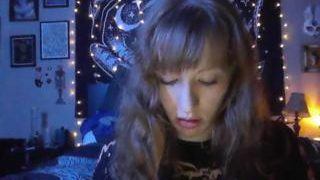 MsWyld naked on cam for live porn video chat