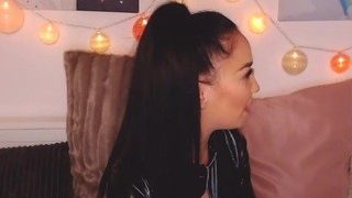 olivyalove naked on cam for live porn video chat