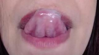 sexymommyx naked on cam for live porn video chat