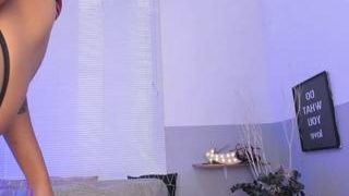 sophieroberts naked on cam for live porn video chat