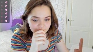 velmakiss naked on cam for live porn video chat