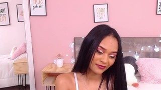 Cleo Baset naked on cam for live porn video chat