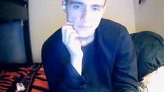 EMILIANO420 naked on cam for live porn video chat