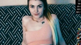 lesyaqwhite naked on cam for live porn video chat
