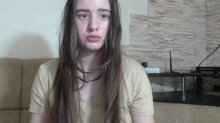 lillianqmoon naked on cam for live porn video chat