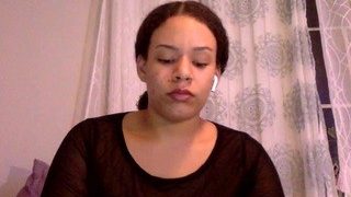 loa verse naked on cam for live porn video chat