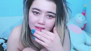 Minnie naked on cam for live porn video chat