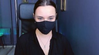 mistresslana naked on cam for live porn video chat