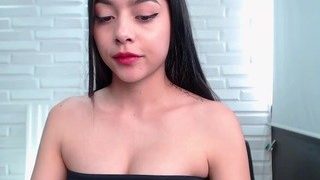 sarah-millerr naked on cam for live porn video chat