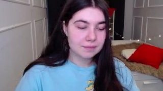 carolinedaniel naked on cam for live porn video chat