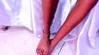 chelseahilton naked on cam for live porn video chat