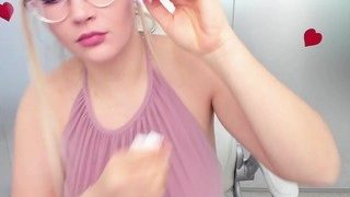 Eve naked on cam for live porn video chat