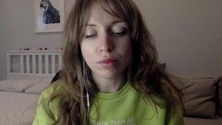 JUicyPussy naked on cam for live porn video chat