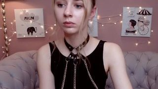 Kardi naked on cam for live porn video chat