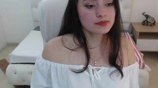 lili-cute naked on cam for live porn video chat