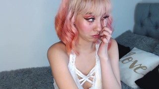 veennus naked on cam for live porn video chat