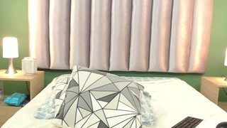 MIA , ??? naked on cam for live porn video chat