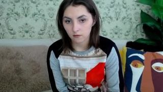 red-nikky naked on cam for live porn video chat