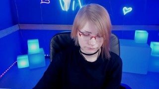 sharyllong naked on cam for live porn video chat