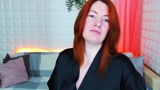 chelseamoon naked on cam for live porn video chat