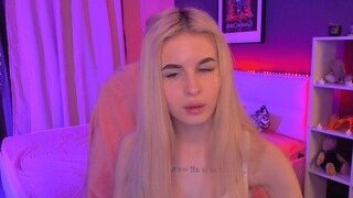 lylya-toxic naked on cam for live porn video chat