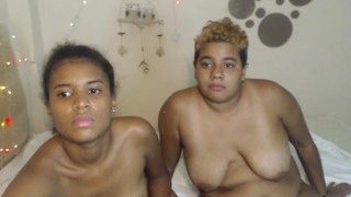 pervertedgirlsx naked on cam for live porn video chat