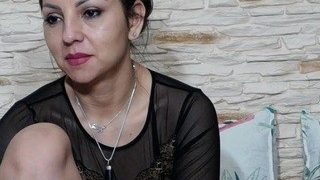 vickyvicster naked on cam for live porn video chat