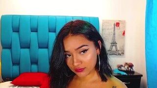 lattinhott naked on cam for live porn video chat