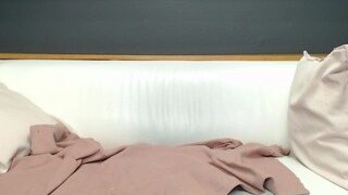 lovelysweetgirl naked on cam for live porn video chat