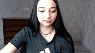 selena-go naked on cam for live porn video chat
