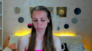 EllaVegas naked on cam for live porn video chat