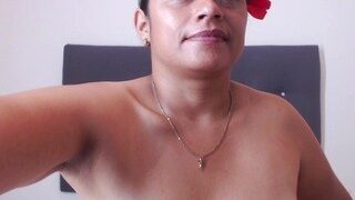 luna-gracee naked on cam for live porn video chat