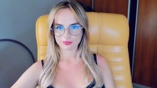 Delicateflower1 naked on cam for live porn video chat