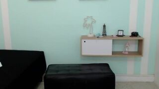 Ela-reyes naked on cam for live porn video chat