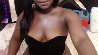 ElisabethEvan naked on cam for live porn video chat