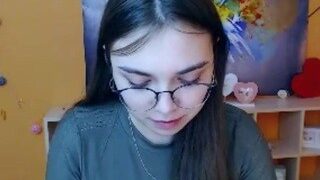 EmmaRobertsonn naked on cam for live porn video chat