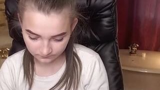 neko-tyan naked on cam for live porn video chat