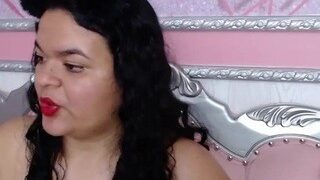 sexxy-browwn naked on cam for live porn video chat